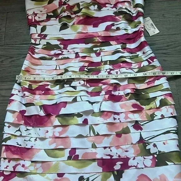 ✨🆕DRESSBARN🆕✨ | Tiered colourful floral dress - Picture 8 of 12